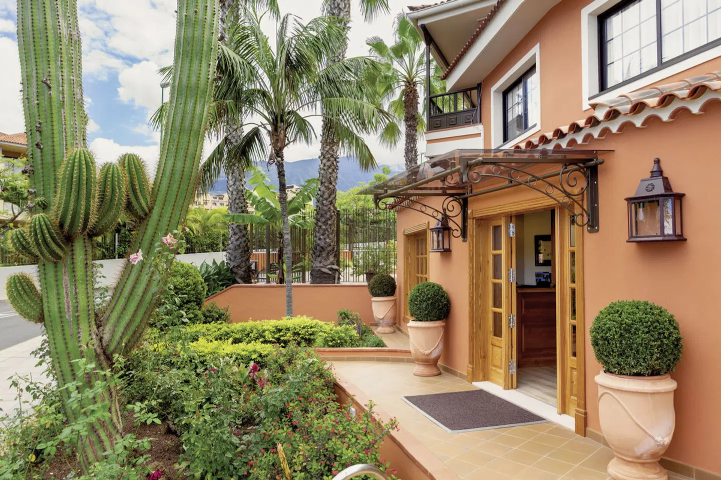 Apartamentos Ambassador EXTERIOR