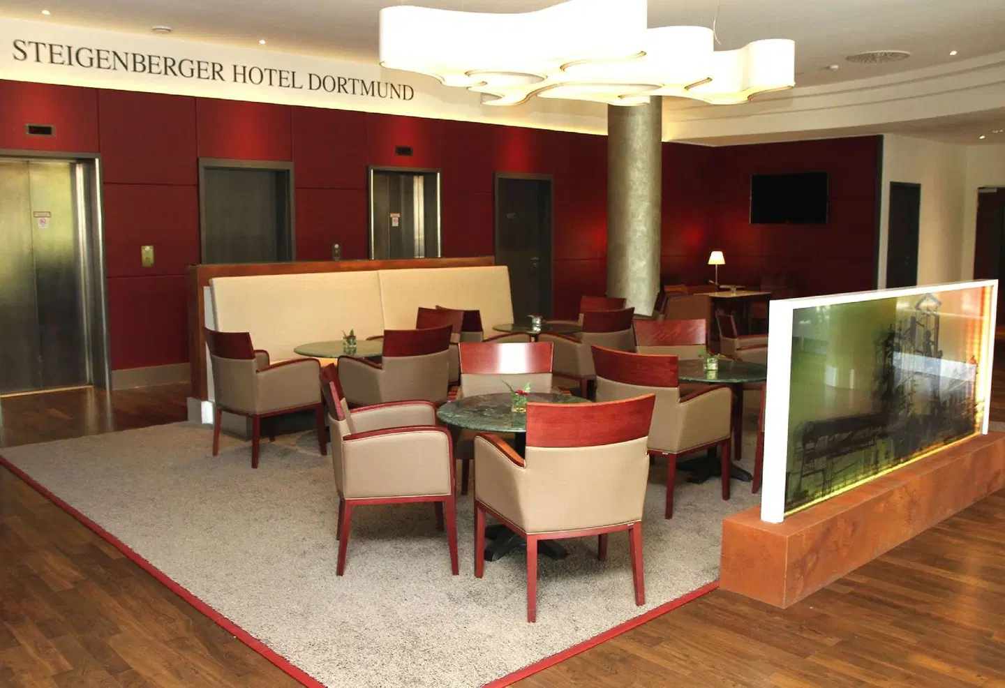 Steigenberger Hotel Dortmund LOUNGE_LOBBY