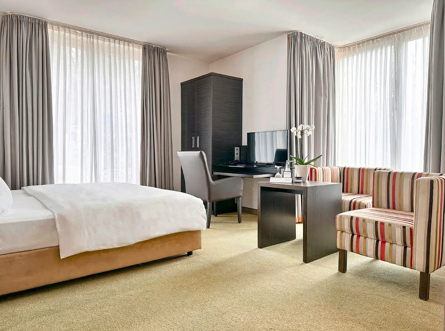 Radisson Blu Park Hotel & Conference Centre ROOM_EXAMPLE