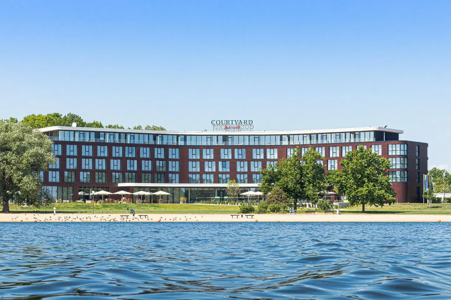 Courtyard by Marriott Wolfsburg EXTERIOR