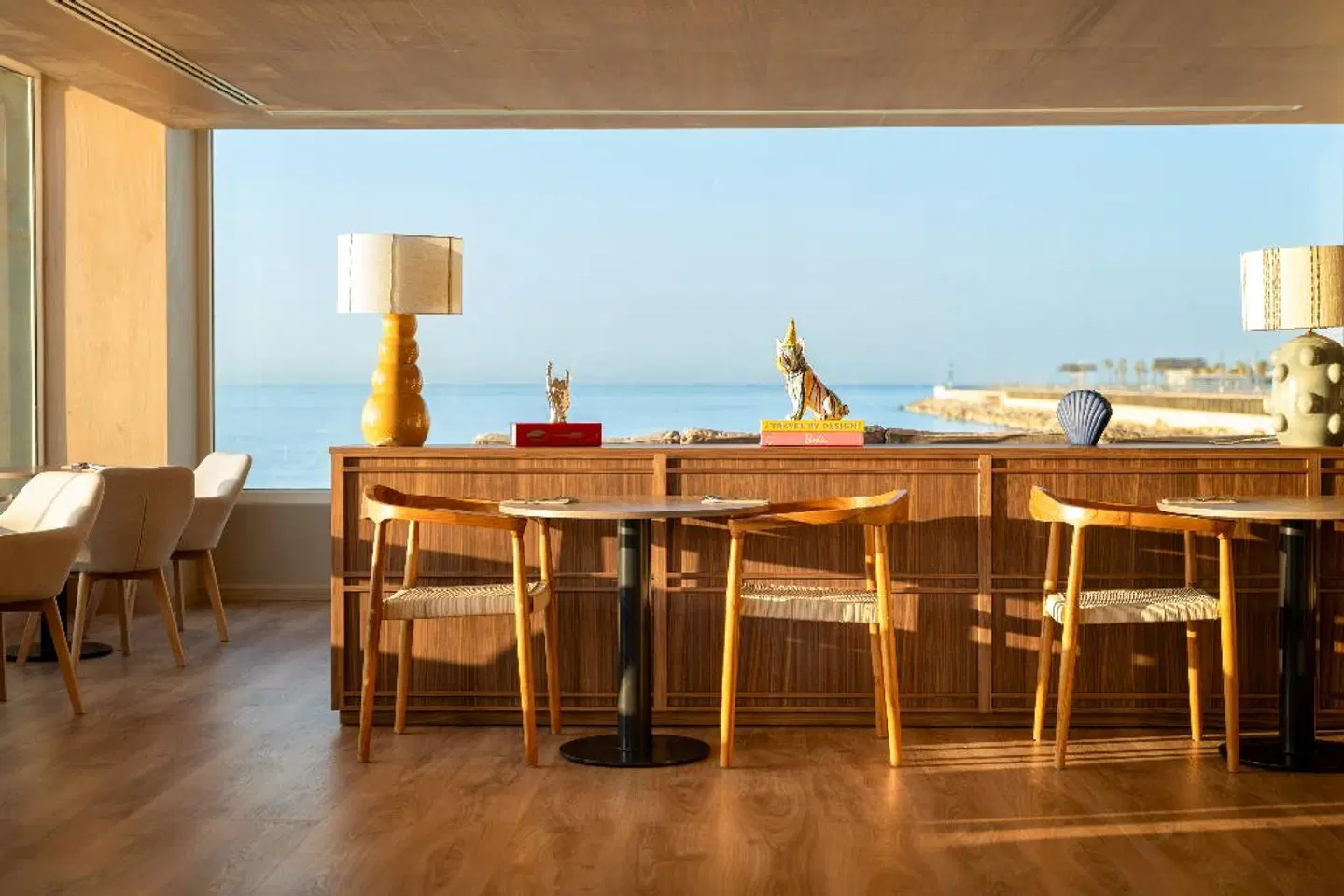 INNSiDE Alicante Porta Maris Bar