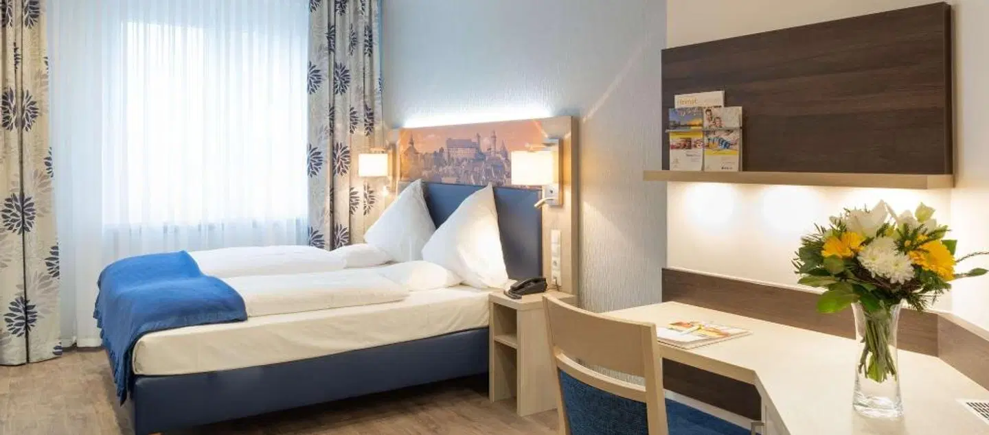 Ringhotel Loew's Merkur ROOM_EXAMPLE