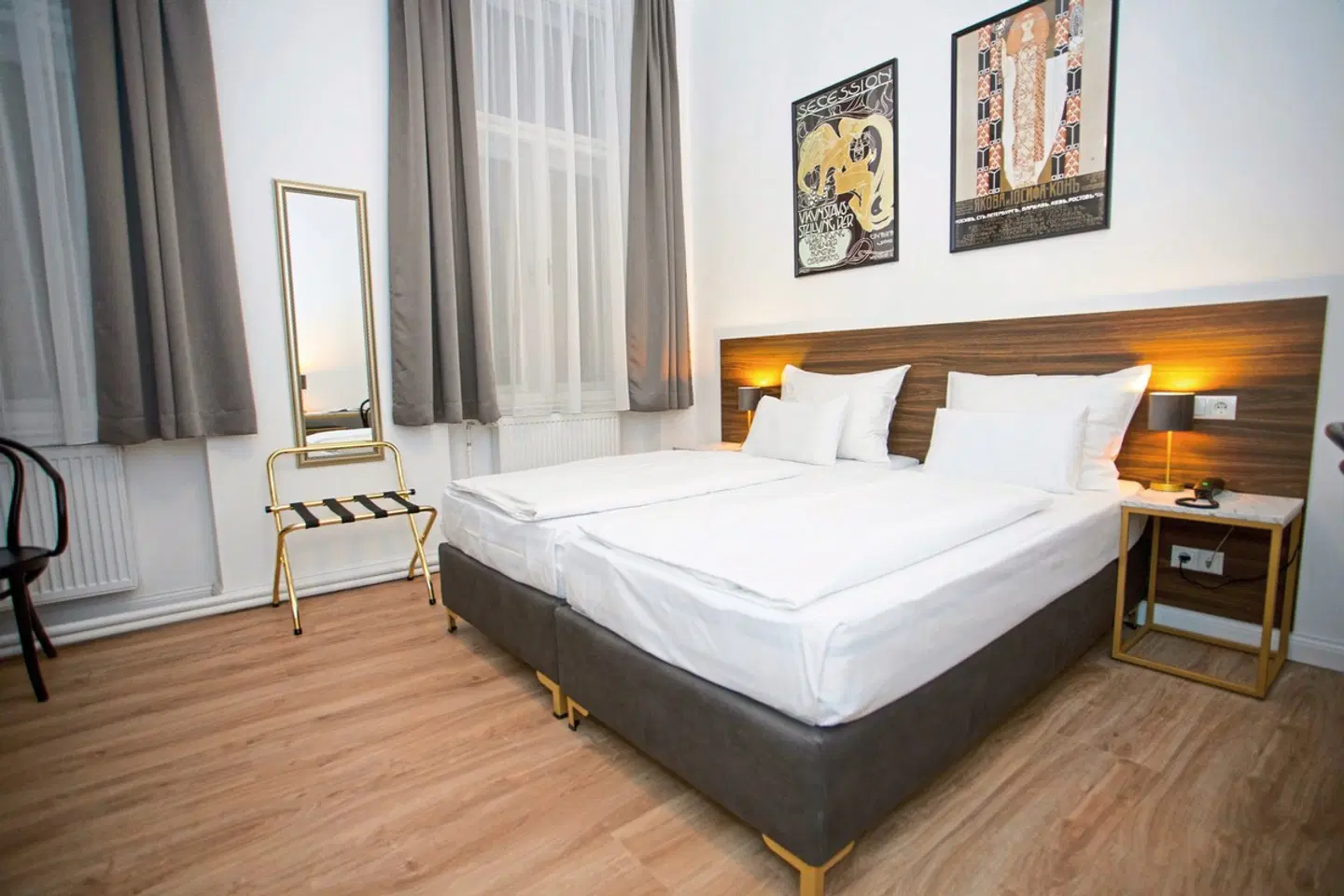 Pension Central ROOM_EXAMPLE