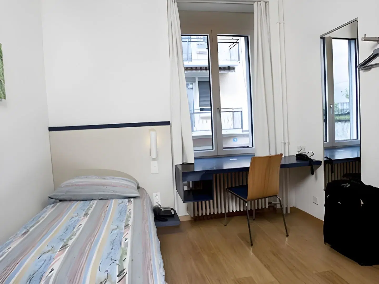 Bristol ROOM_EXAMPLE