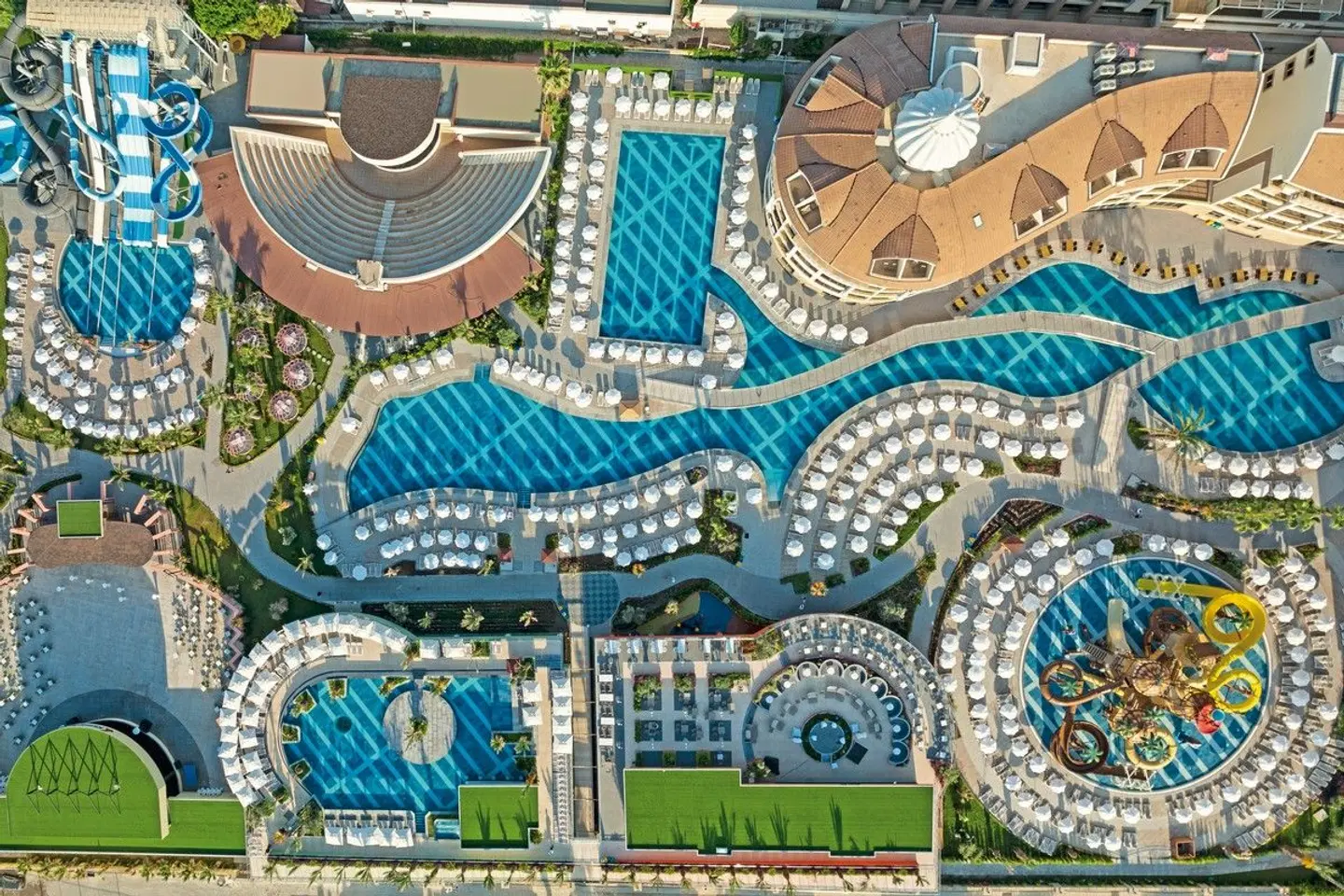 Kirman Belazur Resort & Spa MODEL_IMPRESSION