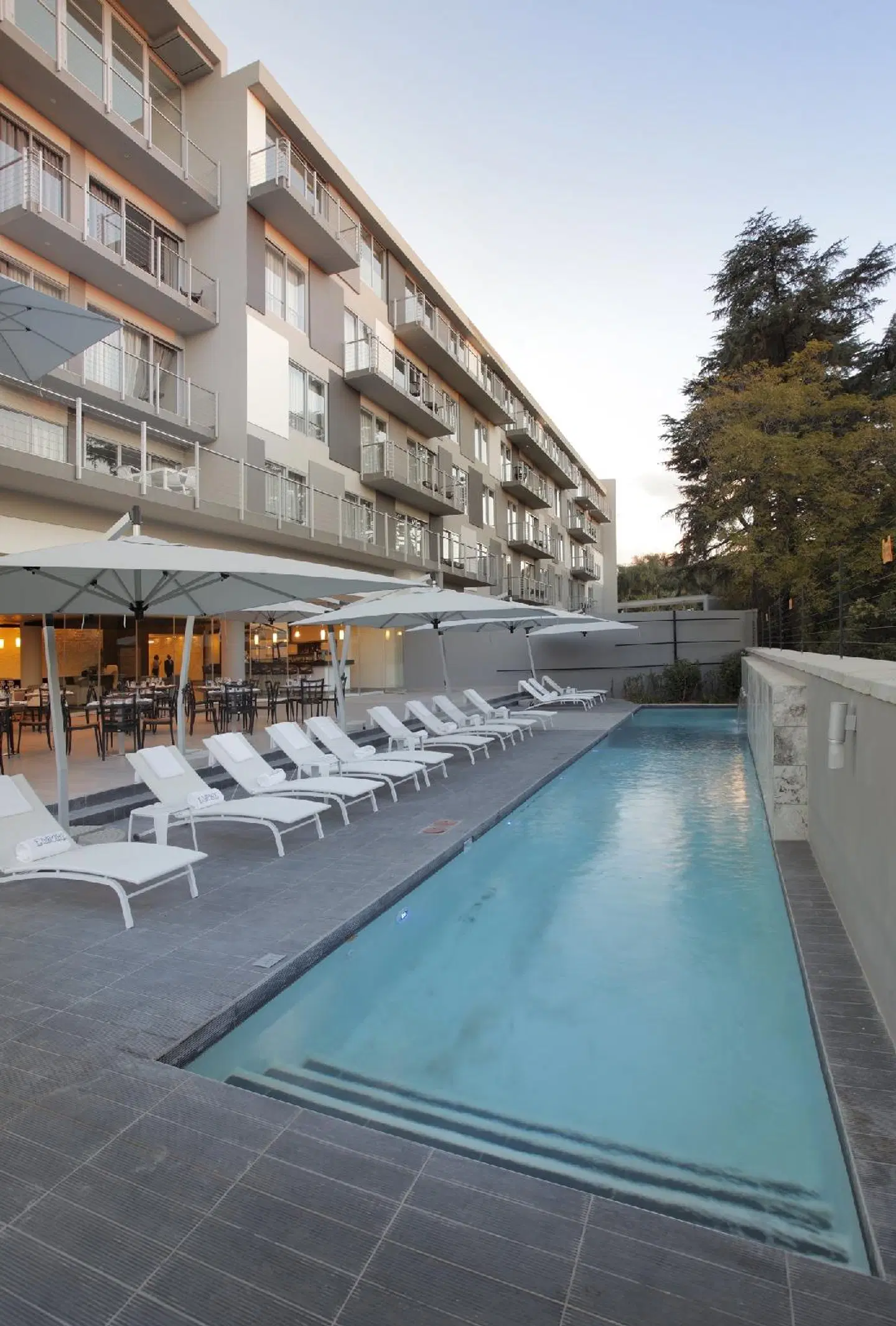 The Capital Empire Terrasse