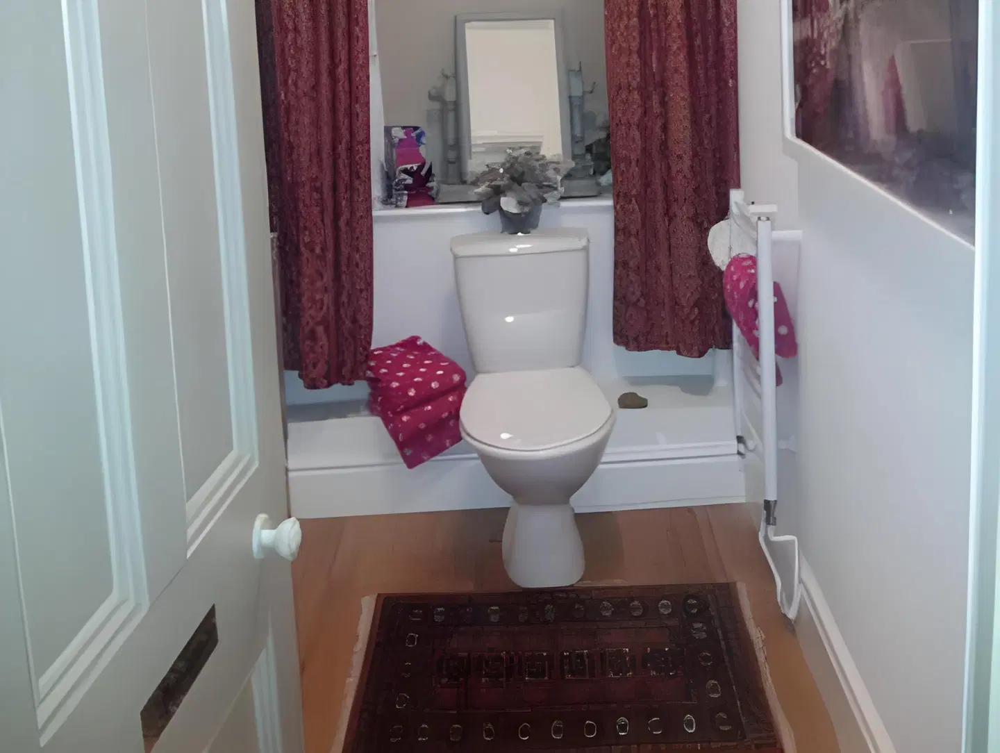 The Forester and Flower Badezimmer