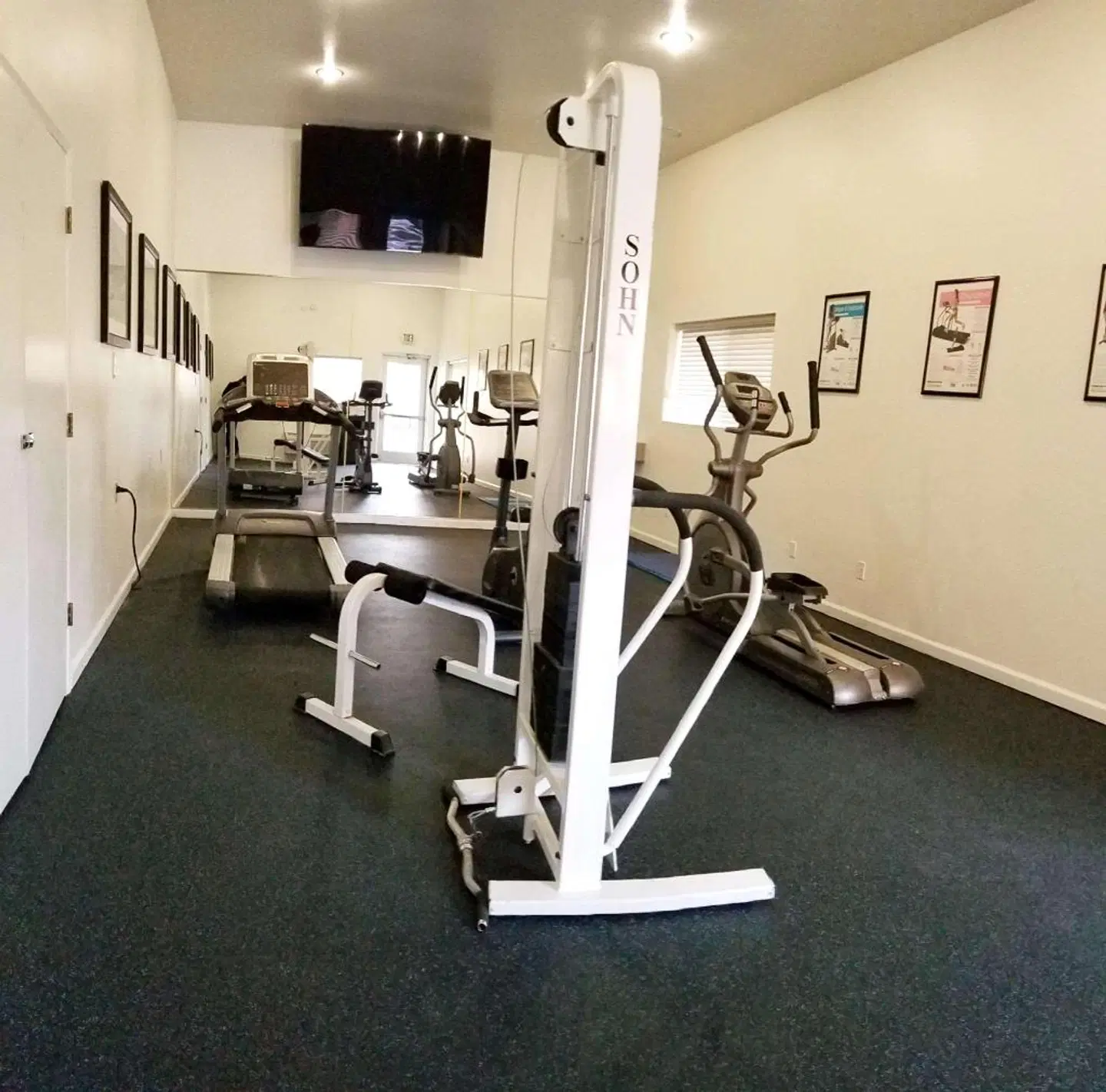 Best Western PLUS Northwoods Inn SPORTS_AND_LEISURE