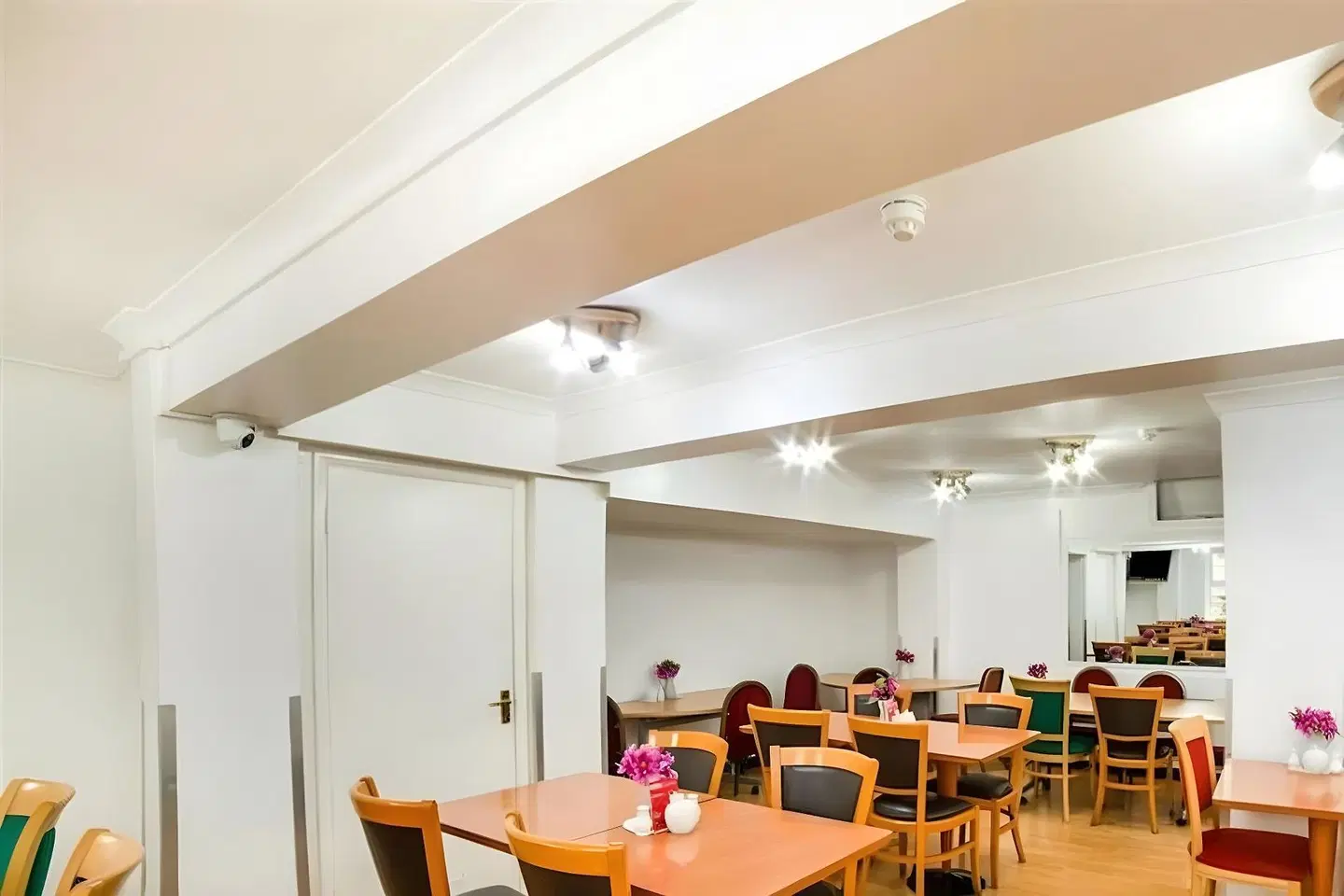 OYO Townhouse New England Victoria Konferenz