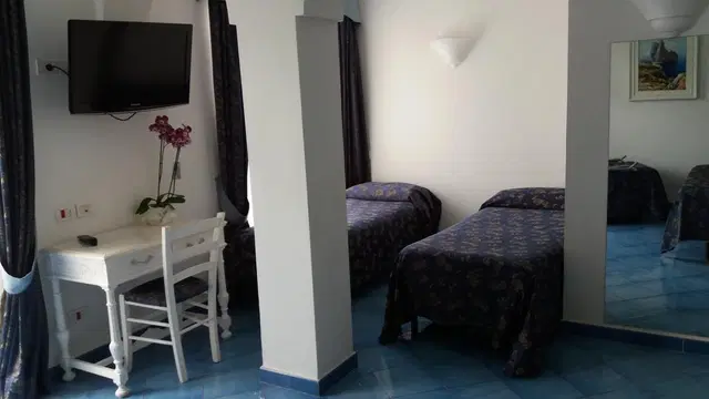 Bussola ROOM_EXAMPLE