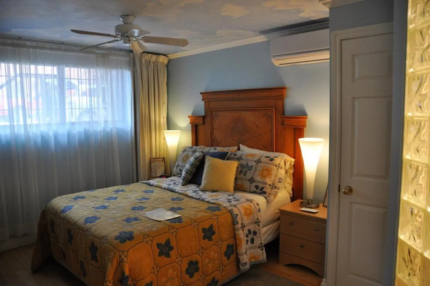 Maison Des Jardins B & B ROOM_EXAMPLE