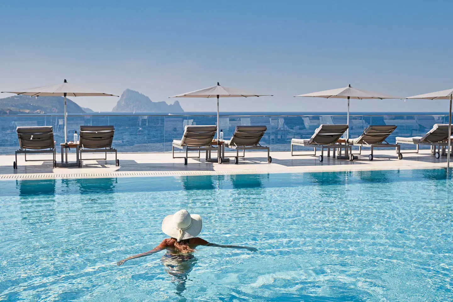 7Pines Resort Ibiza · Destination by Hyatt OUTDOOR_POOL