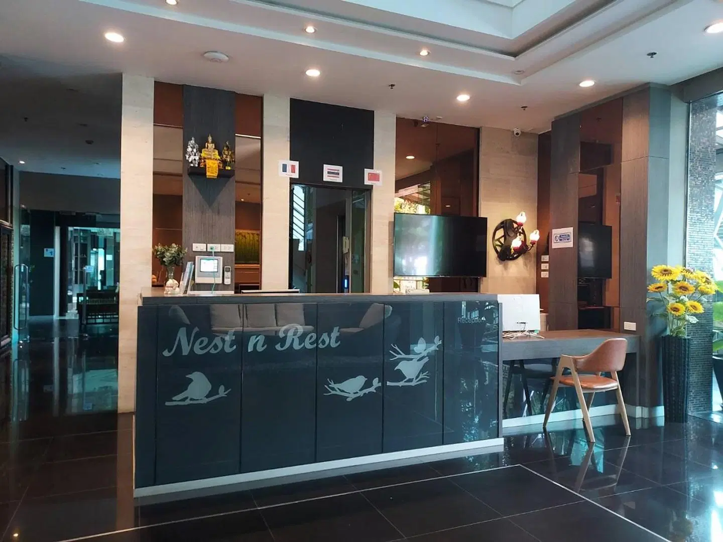 Nest n Rest Hotel Hallenbad