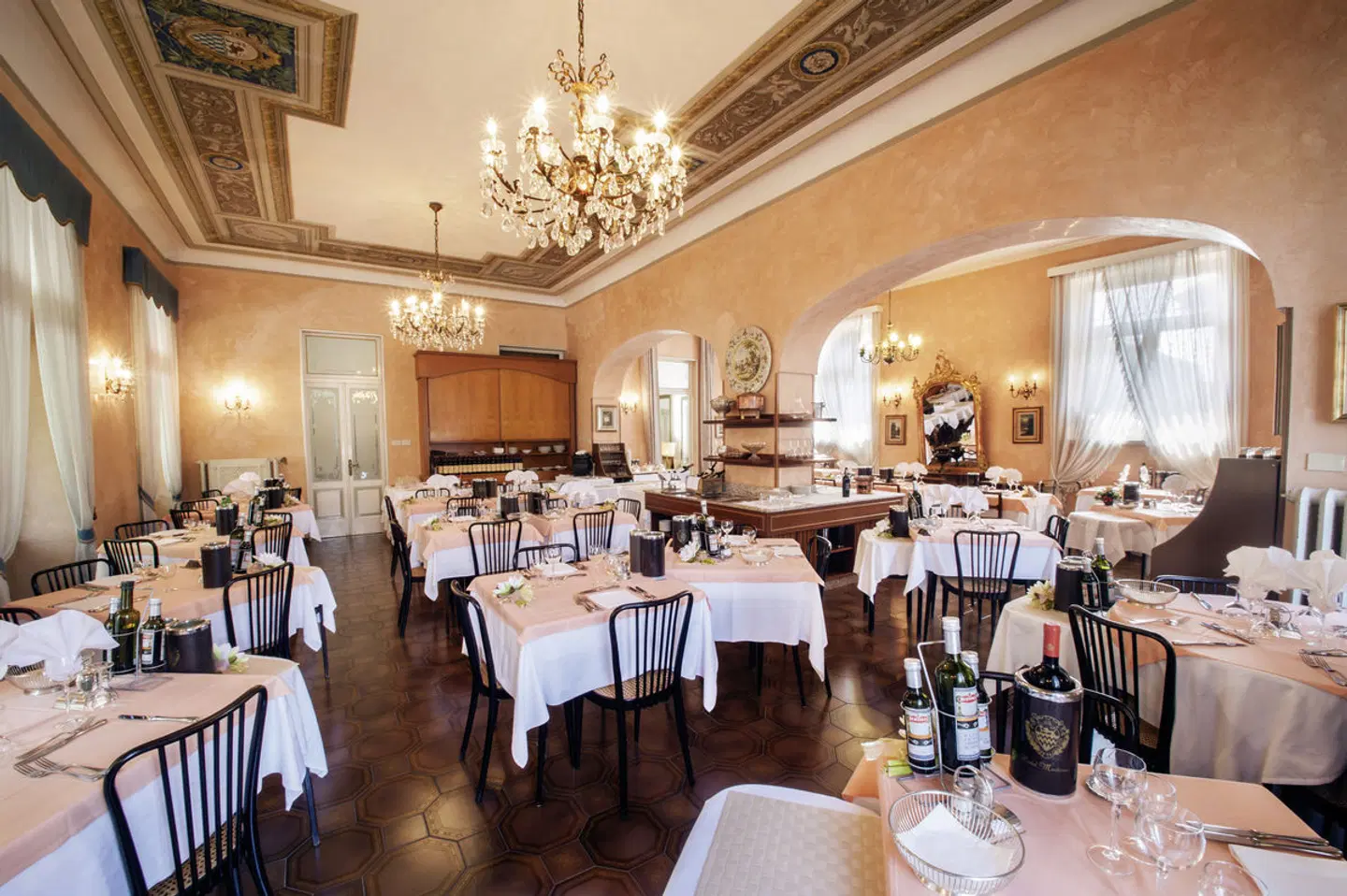 Maderno Restaurant