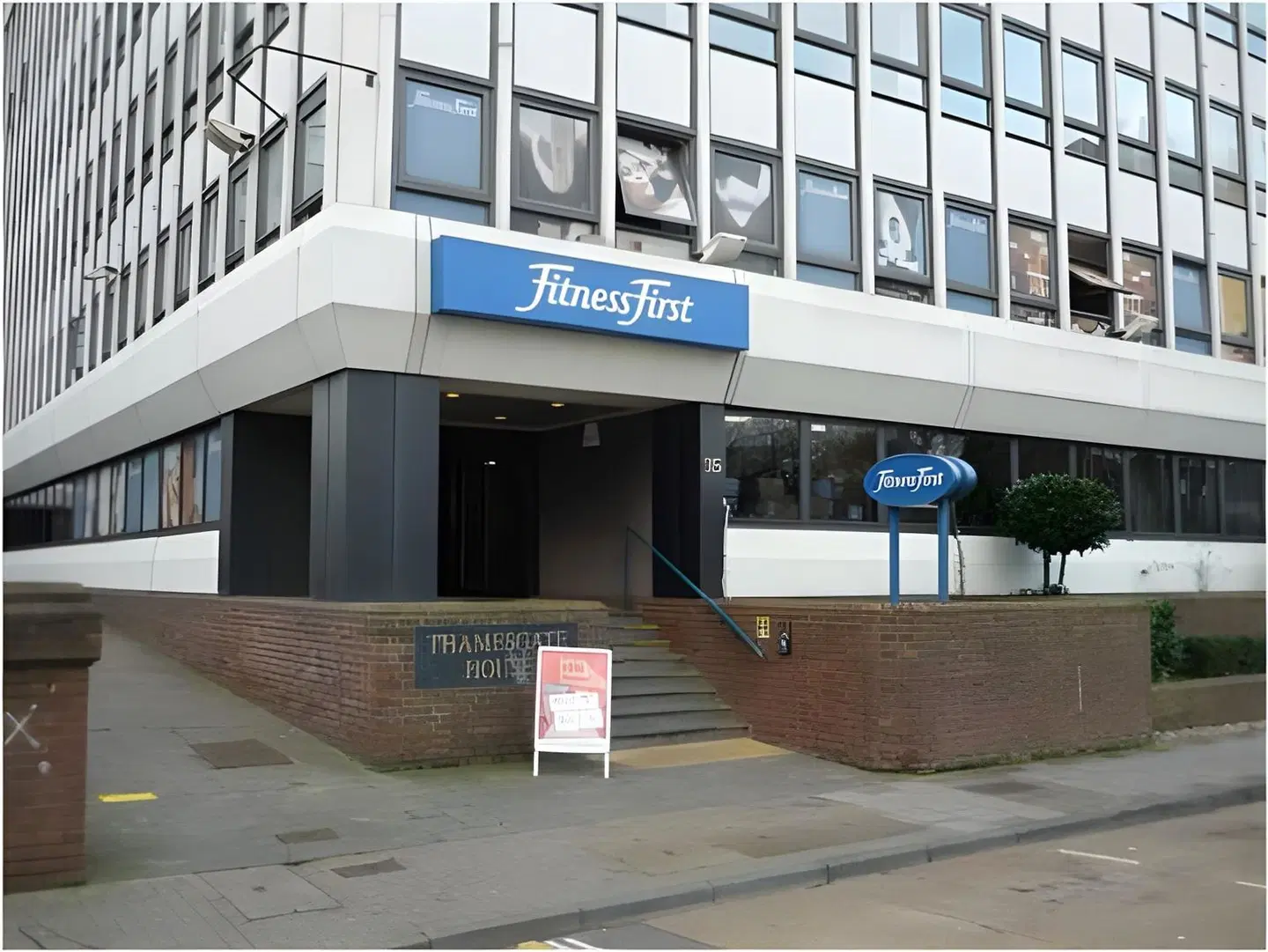 Meridian Apartment Suites EXTERIOR