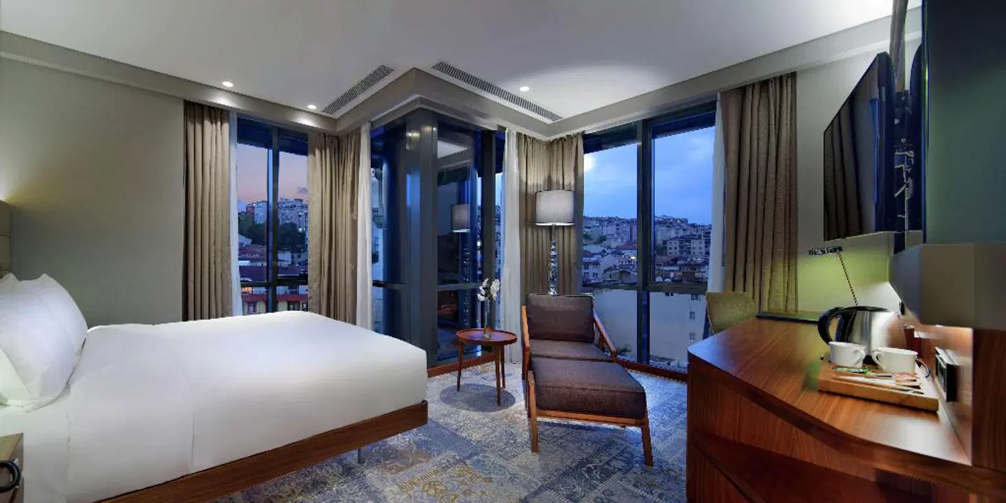 DoubleTree by Hilton Istanbul - Piyalepasa ROOM_EXAMPLE