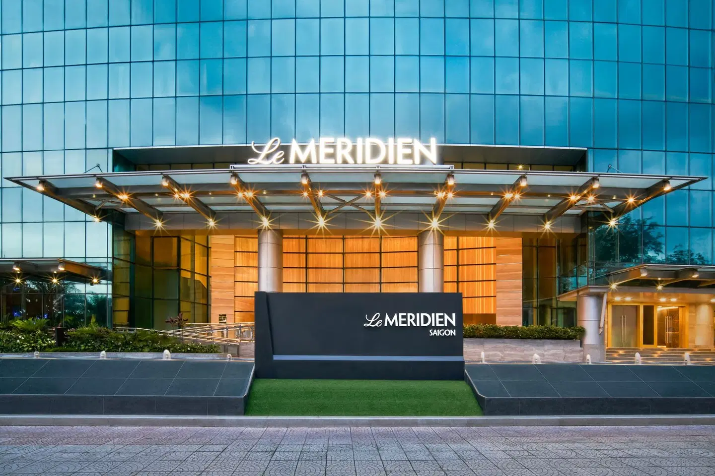 Le Méridien Saigon EXTERIOR