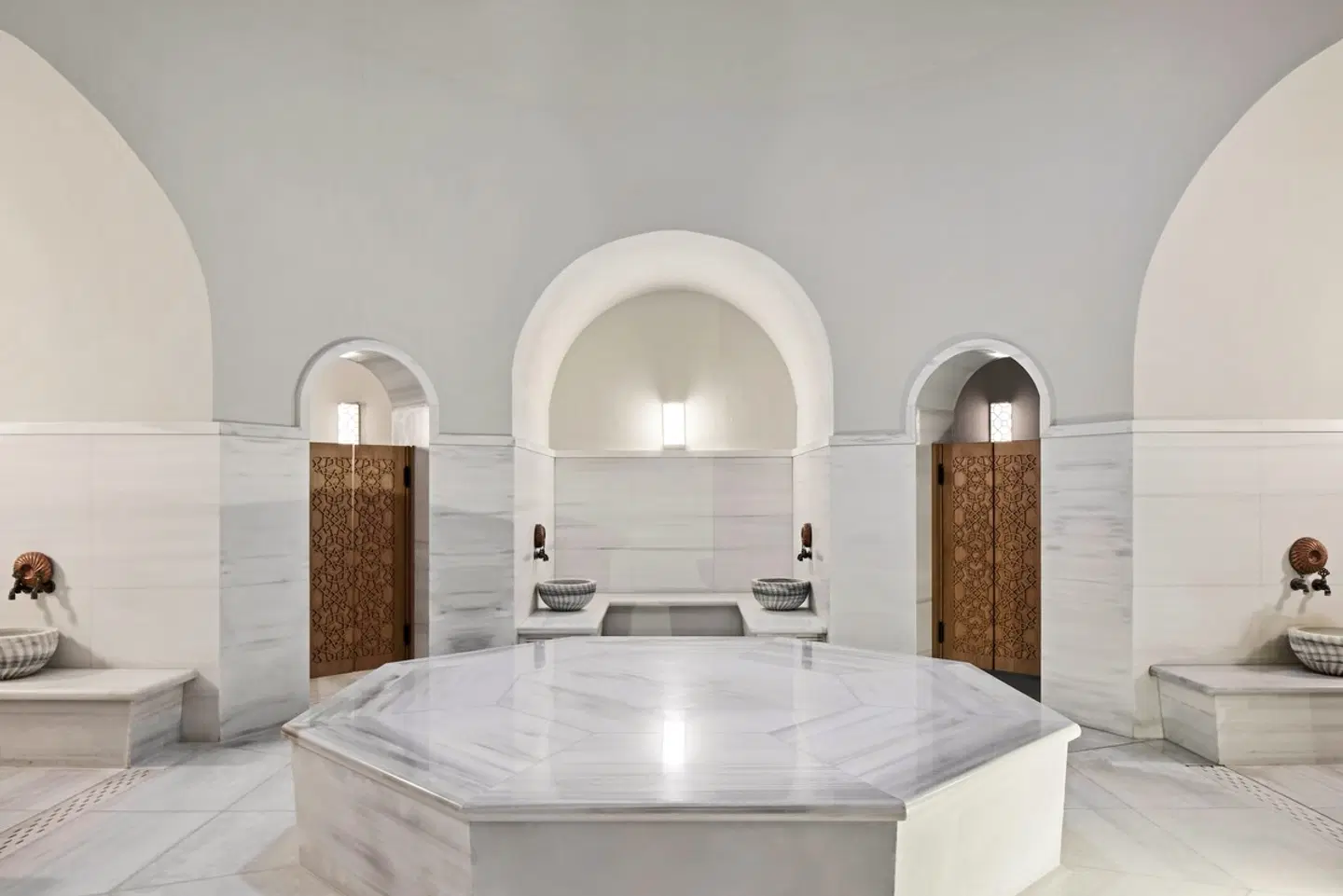 Titanic Gendarmenmarkt Berlin HEALTH_BEAUTY