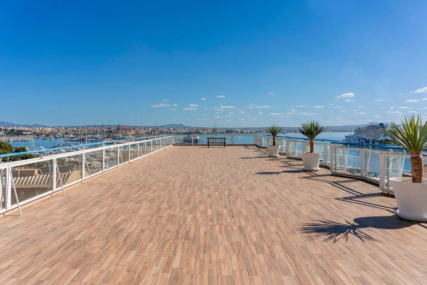 Amic Horizonte EXTERIOR