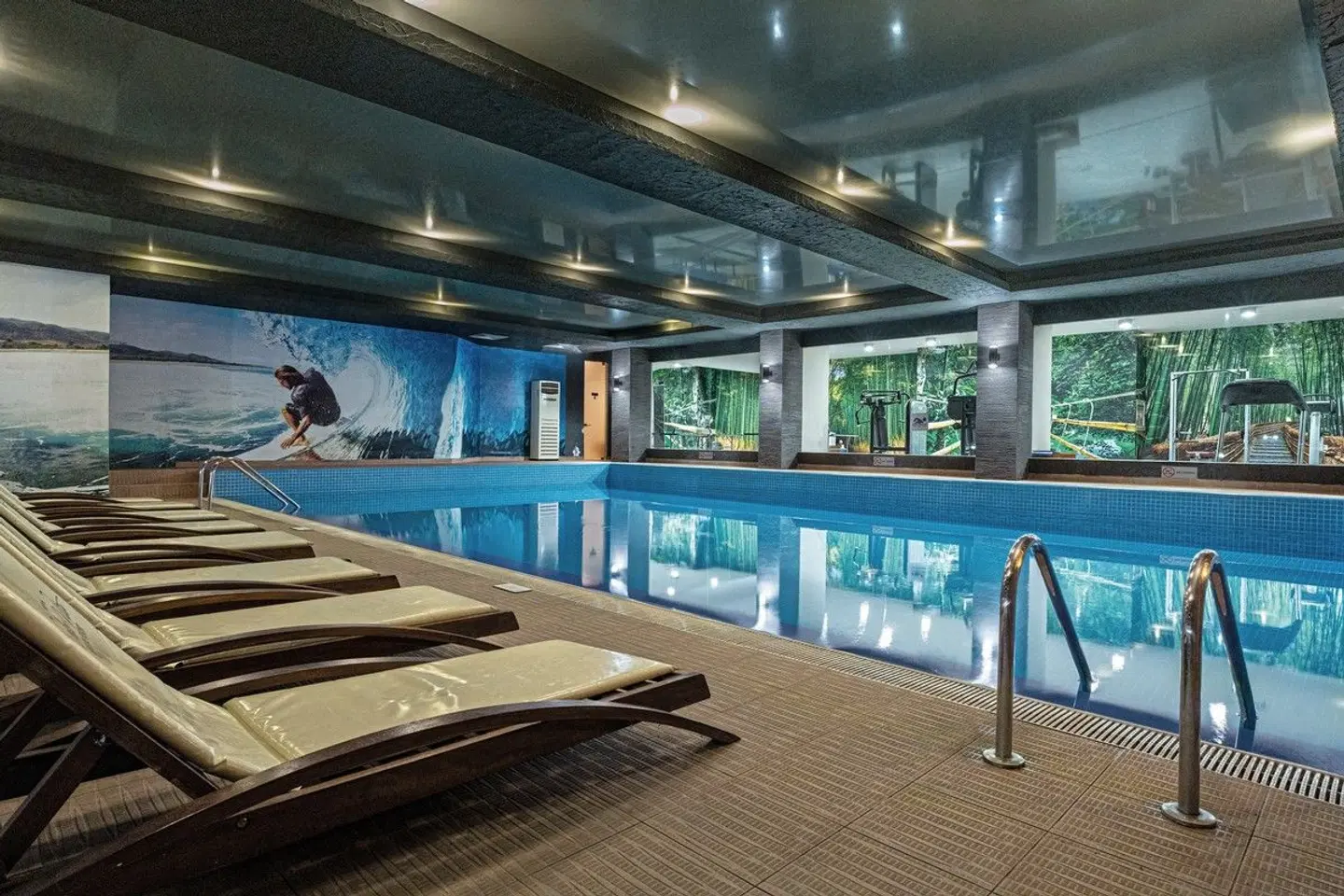 SH Dolce Vita INDOOR_POOL