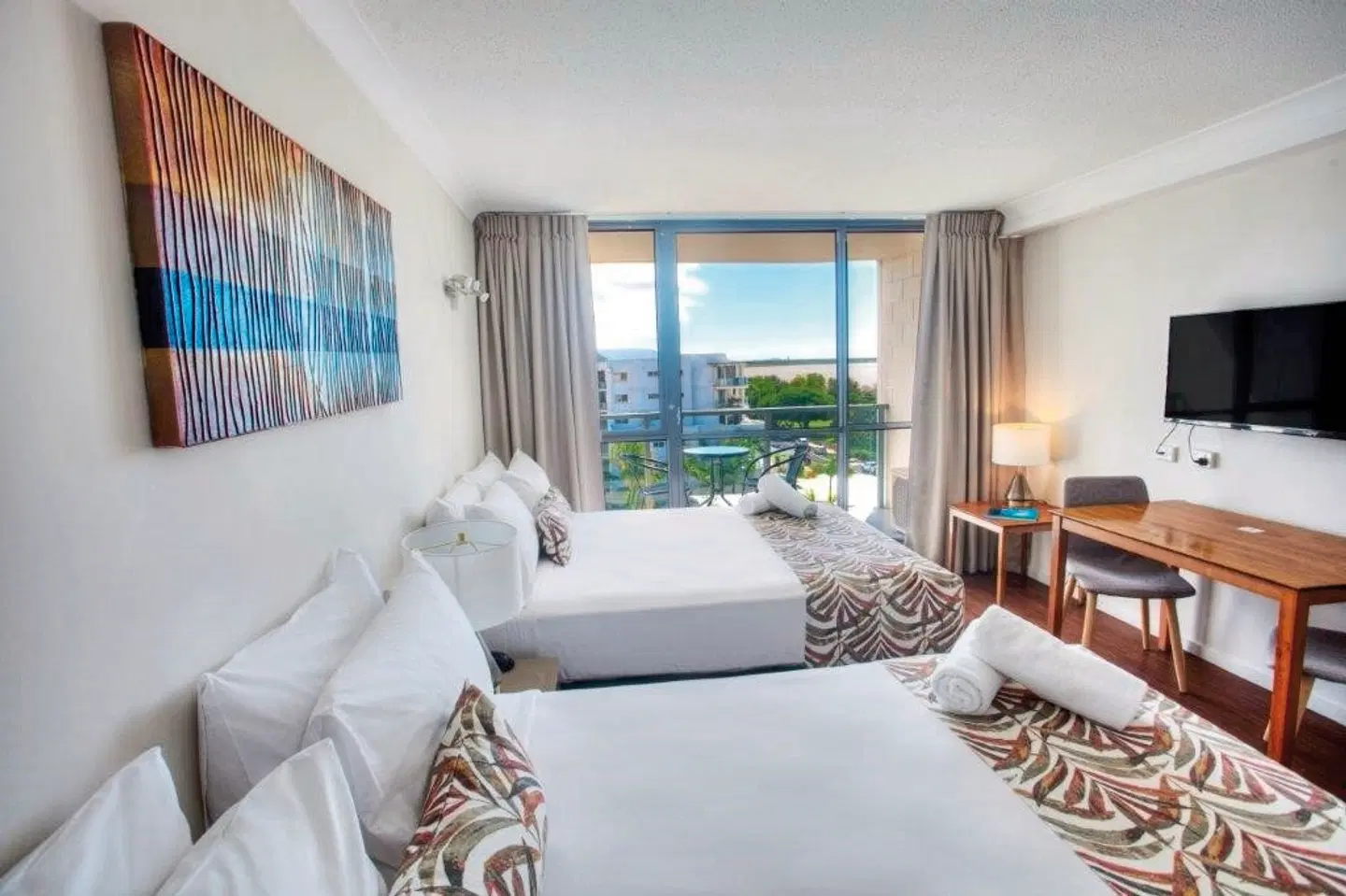 Cairns Plaza Hotel ROOM_EXAMPLE