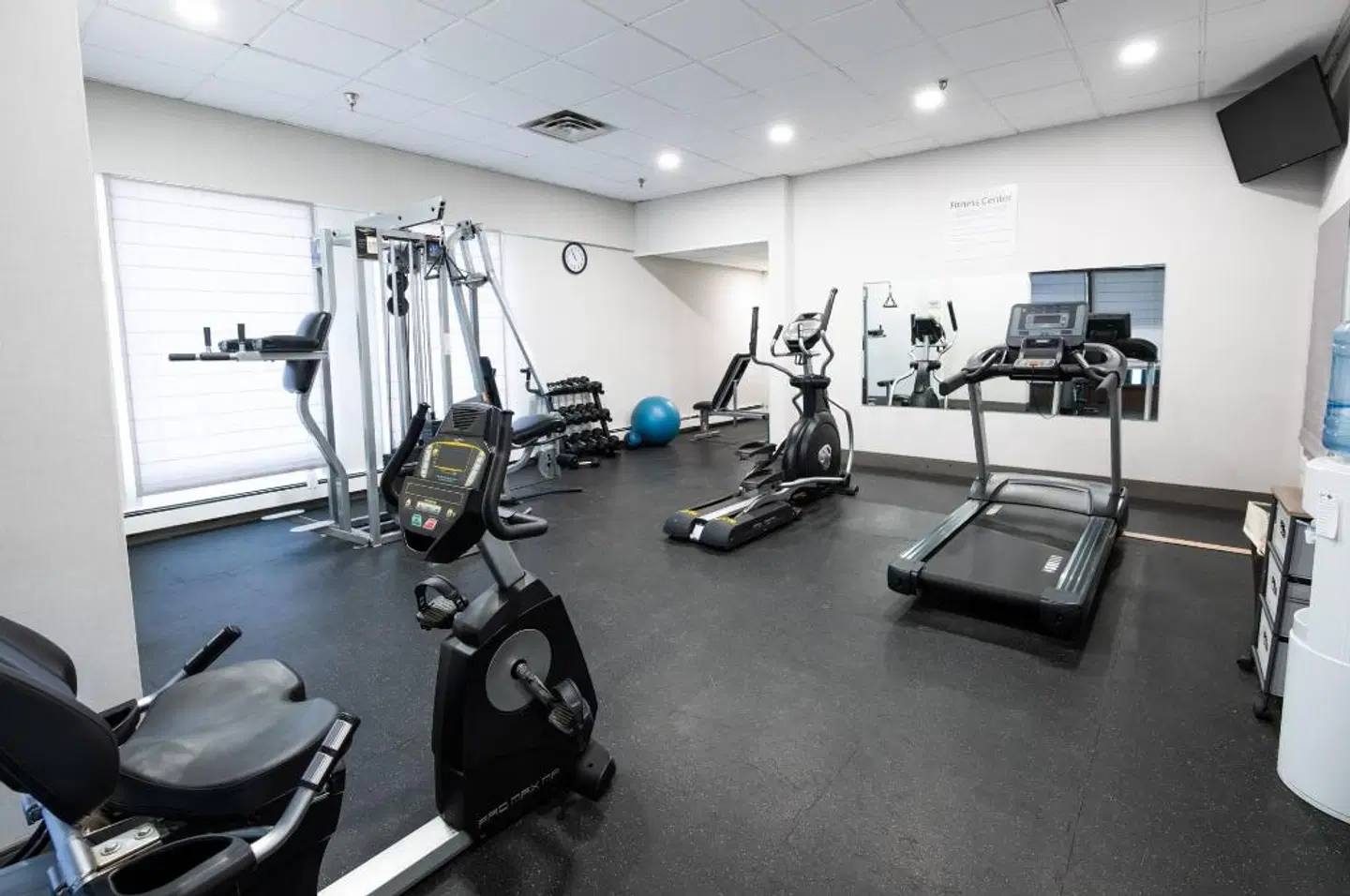QUALITY INN WHITEHORSE SPORTS_AND_LEISURE