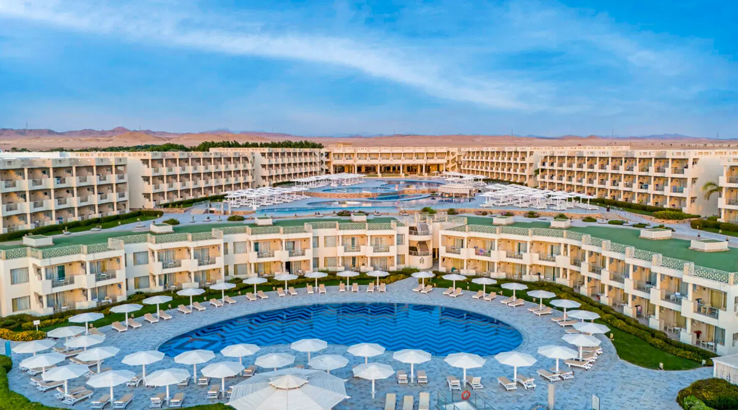 Sirena Beach Resort & Spa EXTERIOR