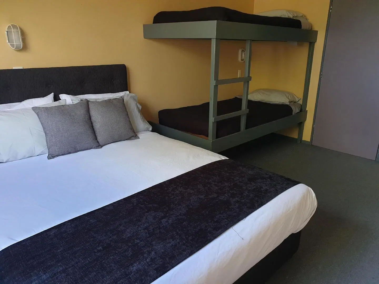 Manowhenua Lodge ROOM_EXAMPLE