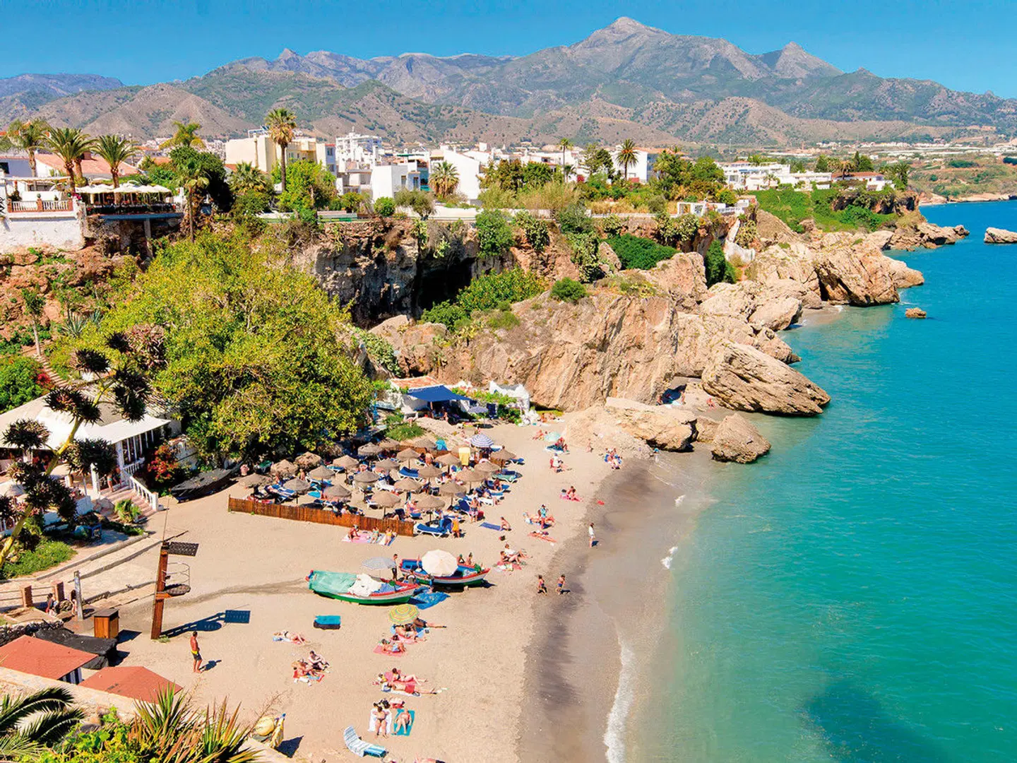 Olée Nerja Holiday Rentals Strand
