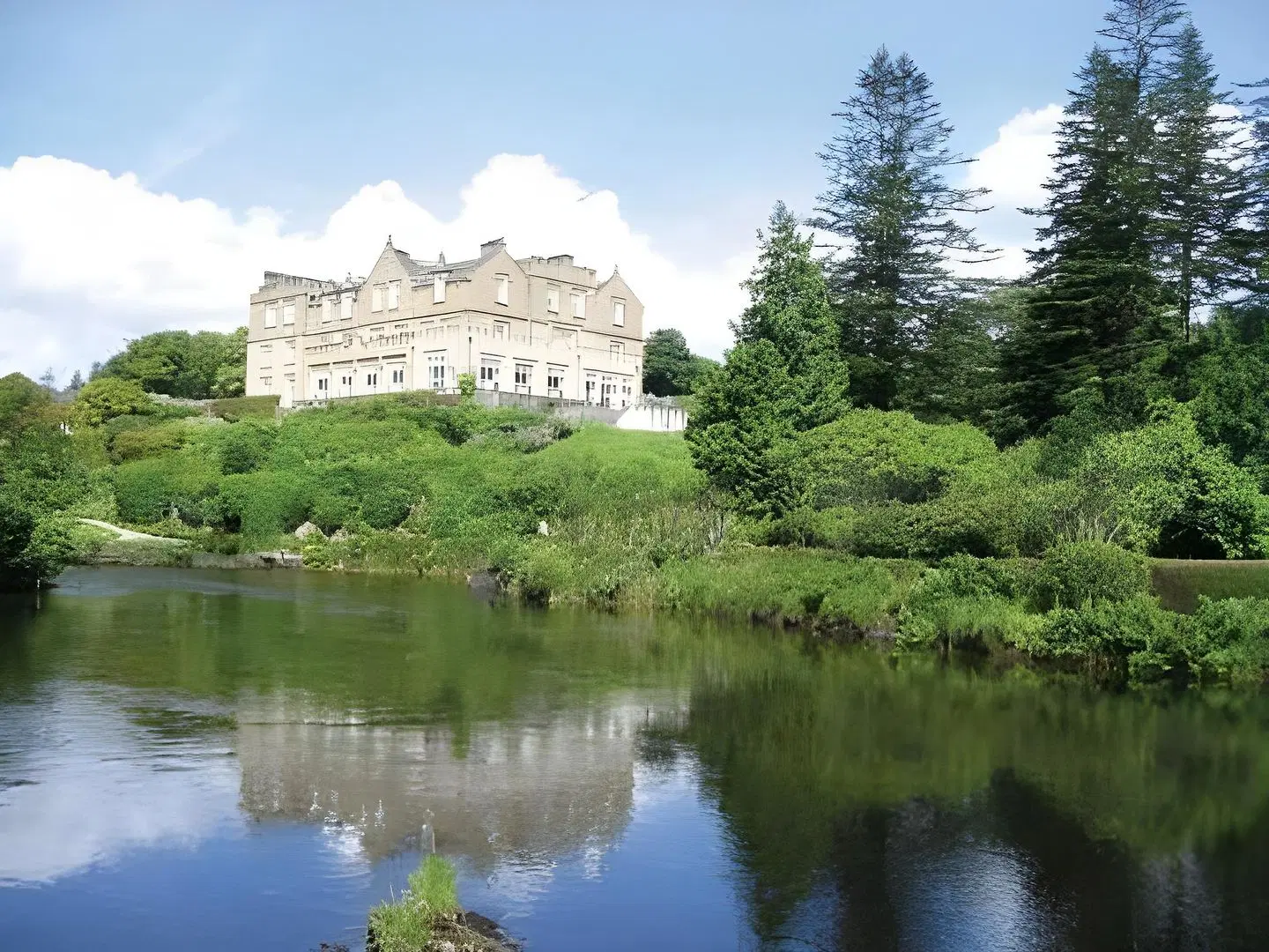 Ballynahinch Castle Hotel LANDSCAPE