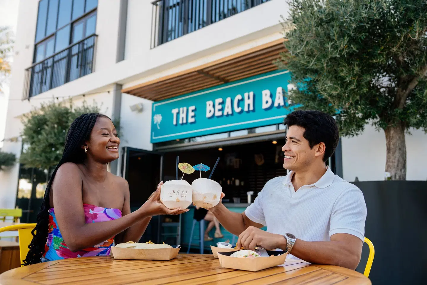 Rove La Mer Beach, Jumeirah PEOPLE