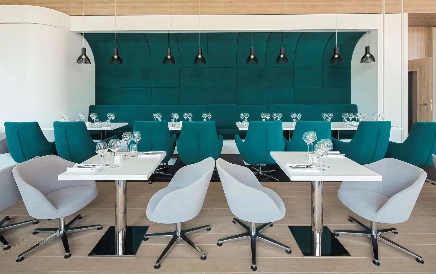 Golden Tulip Warsaw Airport Restaurant