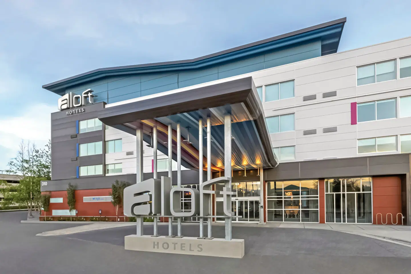 Aloft Anchorage EXTERIOR
