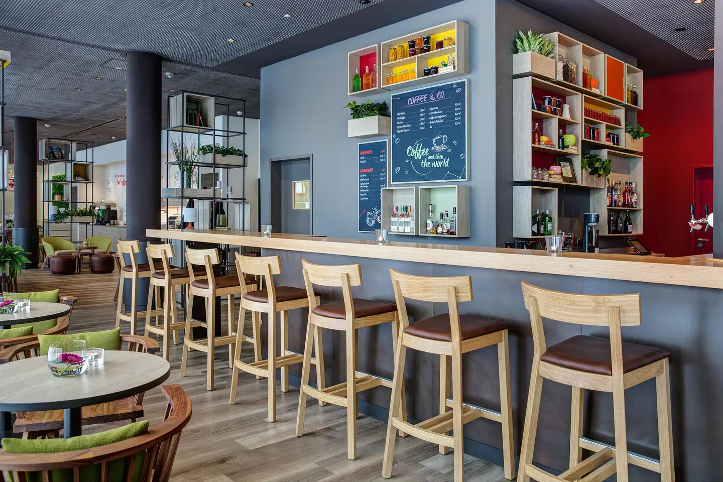 IntercityHotel Duisburg Bar