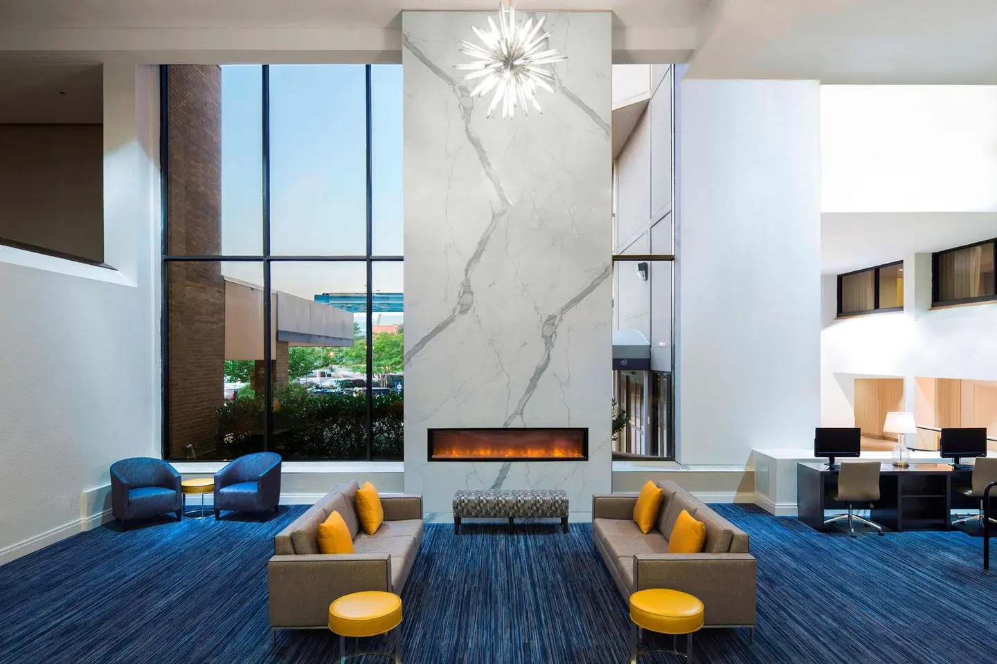 Sheraton Norfolk Waterside Hotel LOUNGE_LOBBY