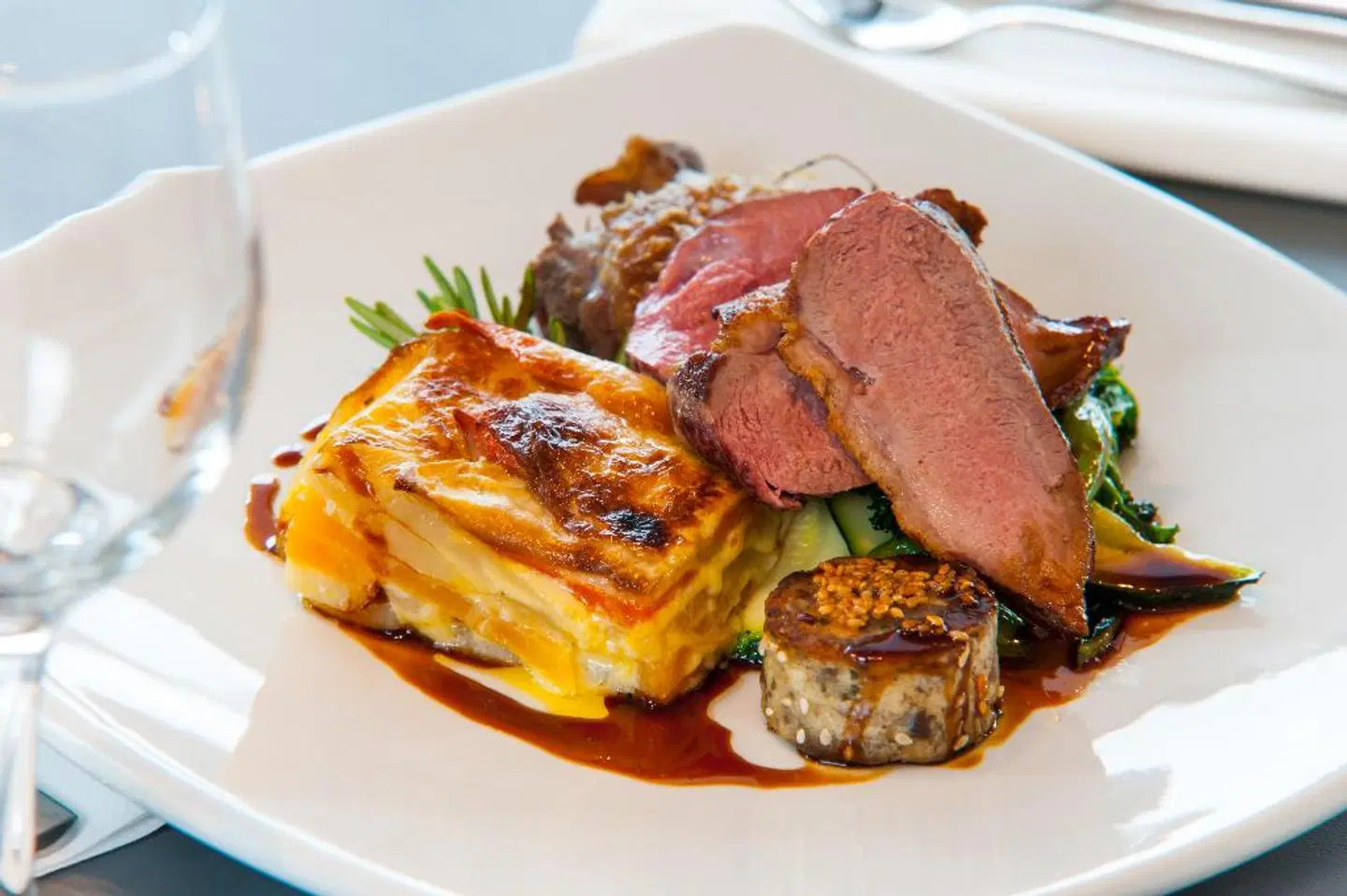 Holiday Inn Salisbury - Stonehenge Restaurant