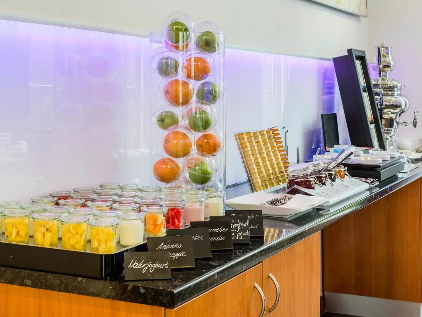 Courtyard by Marriott Dortmund ROOM_EXAMPLE