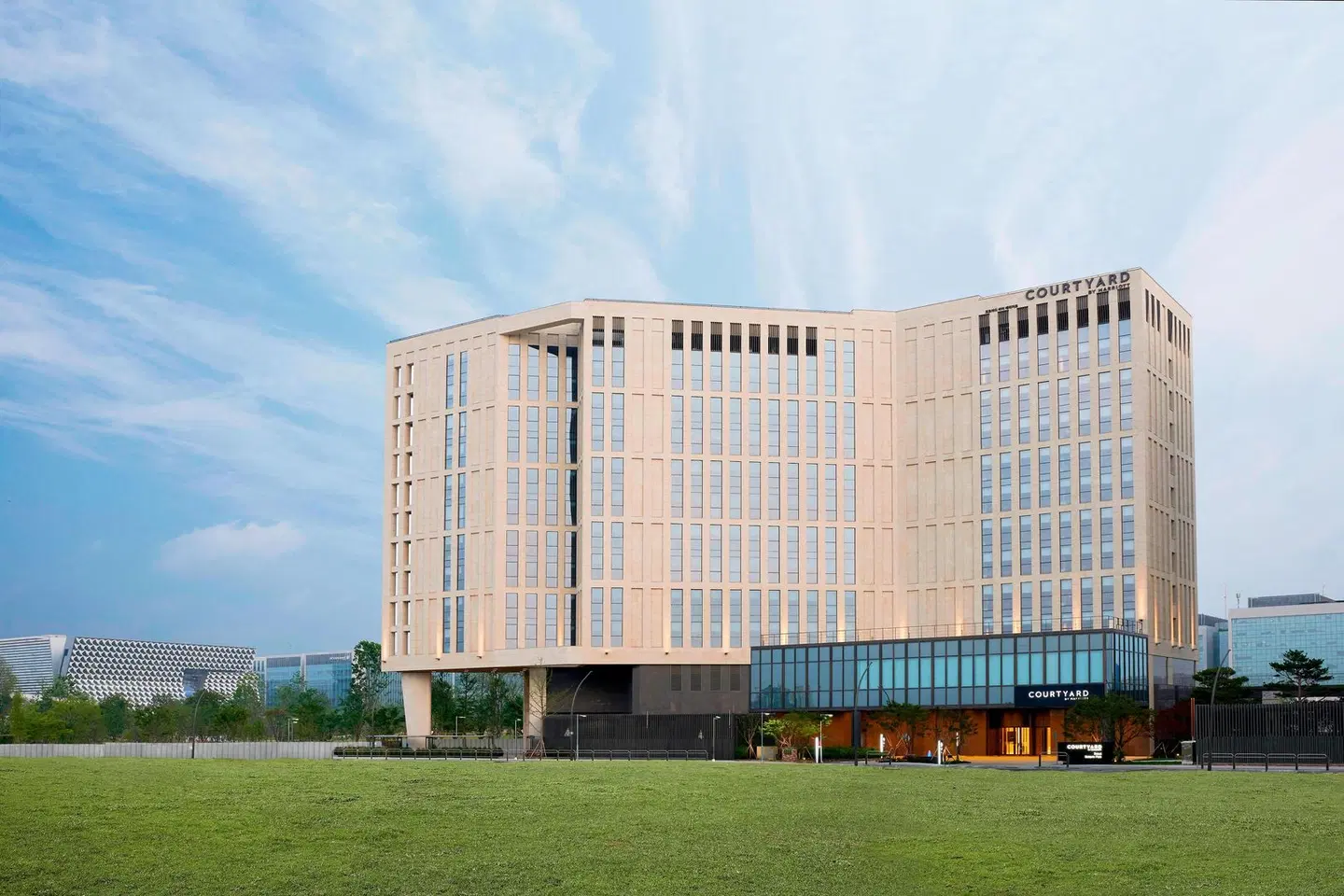 Courtyard by Marriott Seoul Botanic Park EXTERIOR