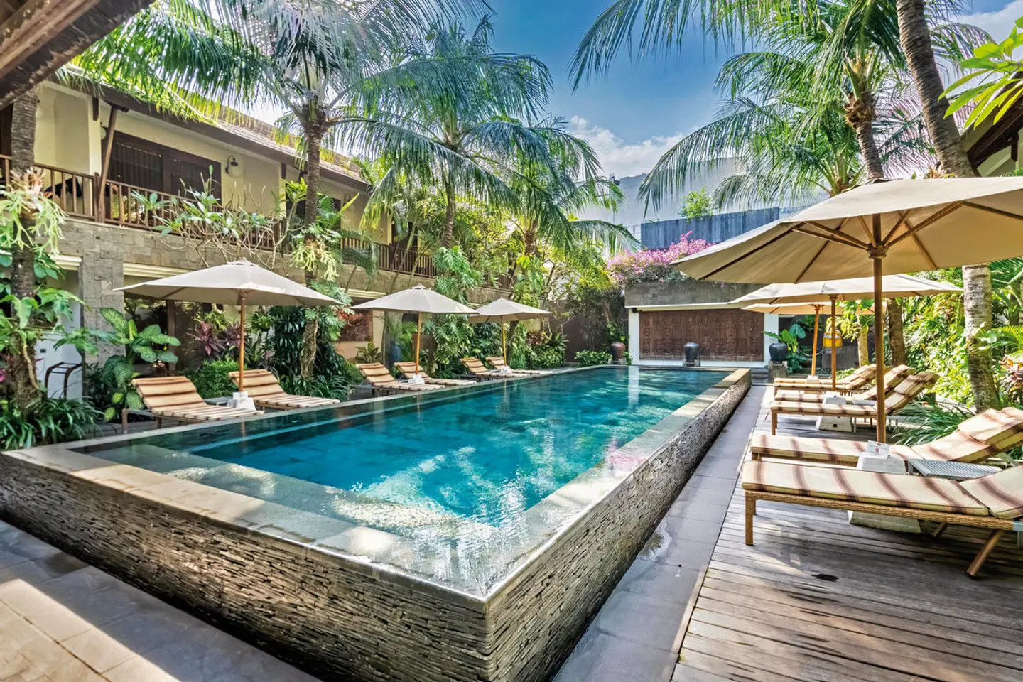 Kejora Suites OUTDOOR_POOL