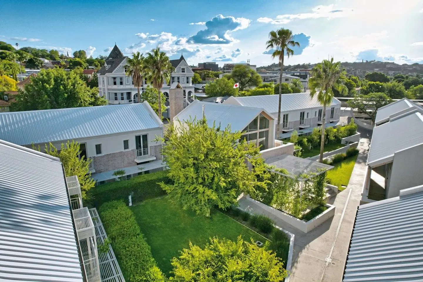 Windhoek Luxury Suites EXTERIOR