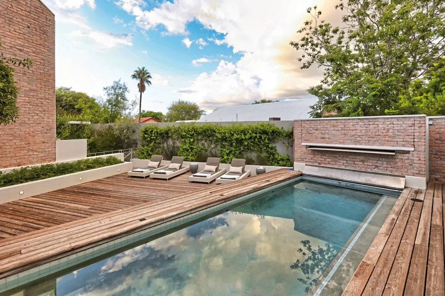 Windhoek Luxury Suites HEALTH_BEAUTY