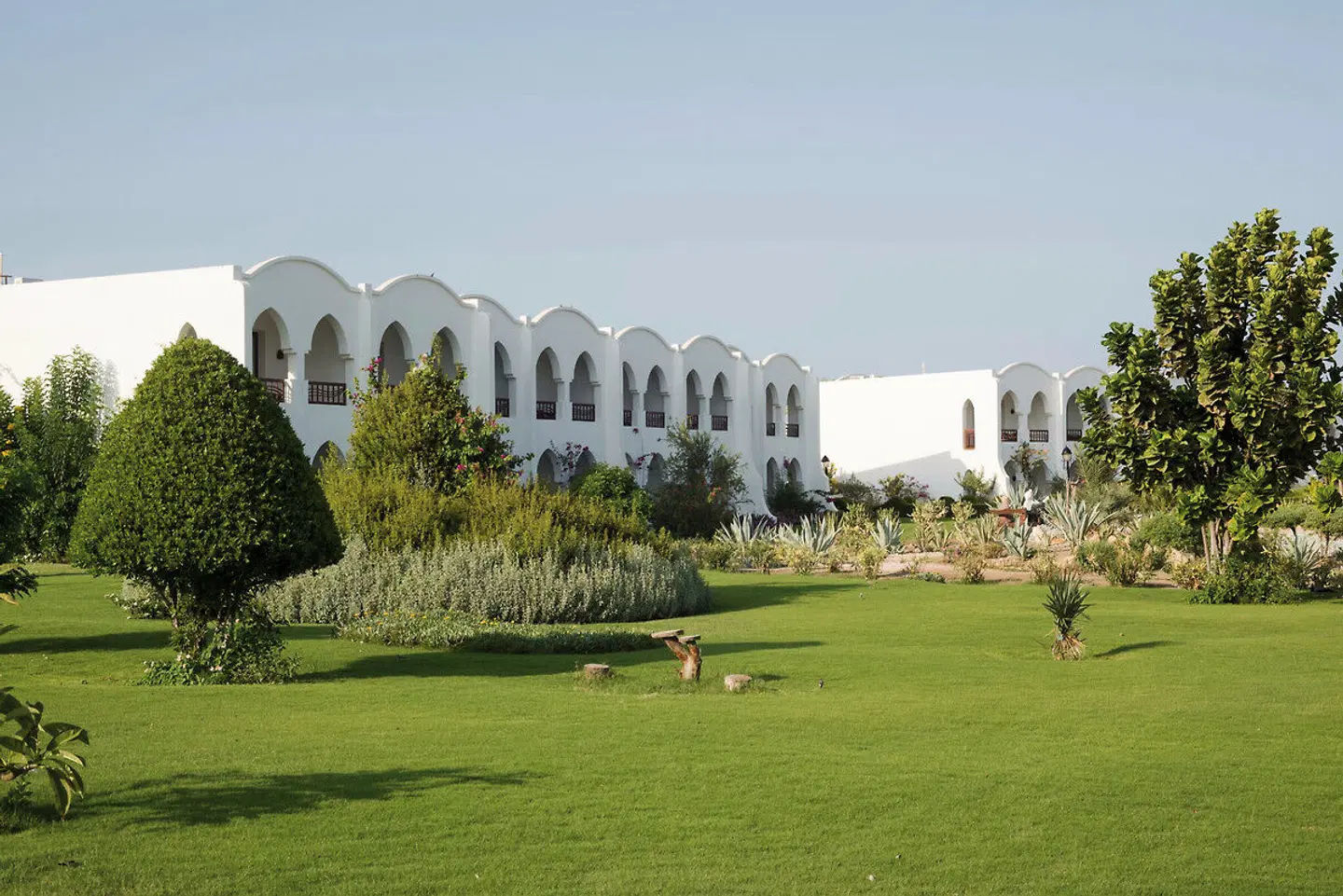 Gorgonia Beach Resort Garten