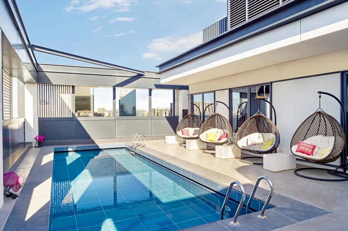 Hampton By Hilton Dubai Al Seef Hallenbad