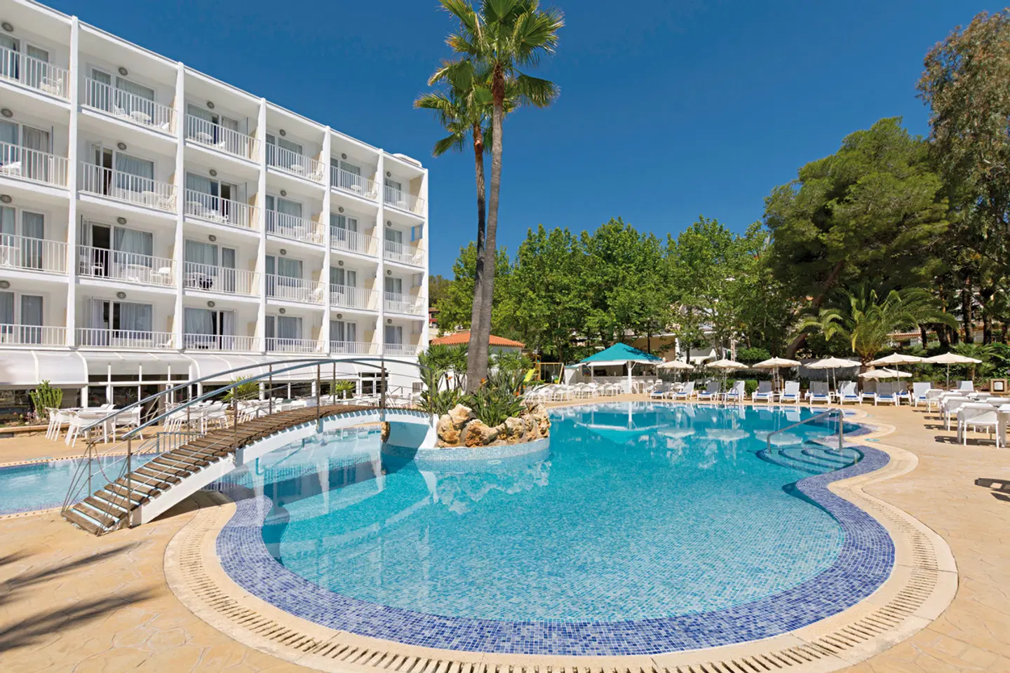 HSM Solivera OUTDOOR_POOL