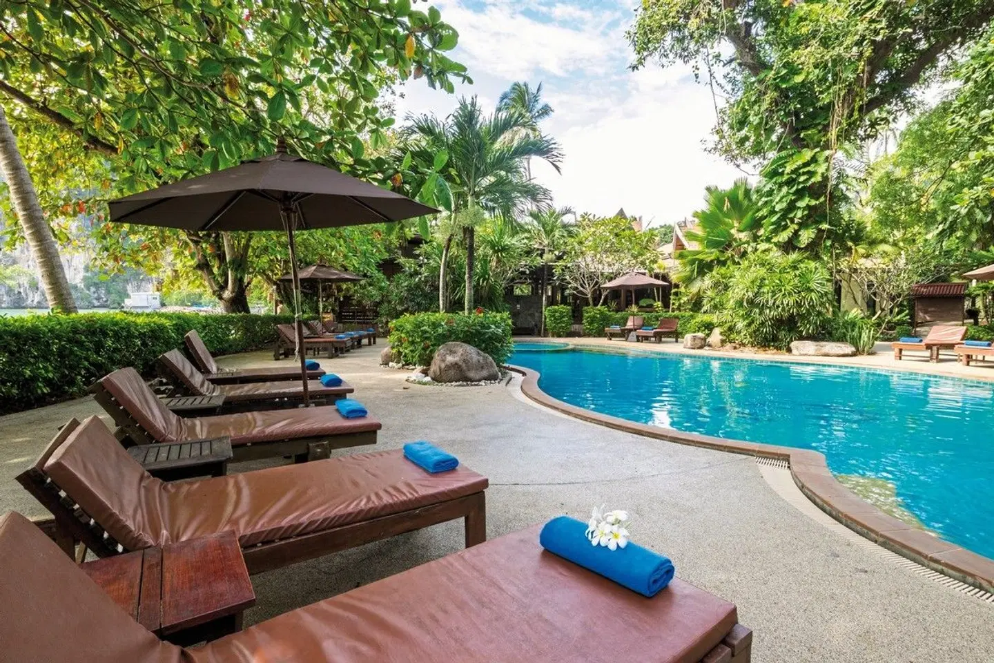 Sand Sea Resort OUTDOOR_POOL