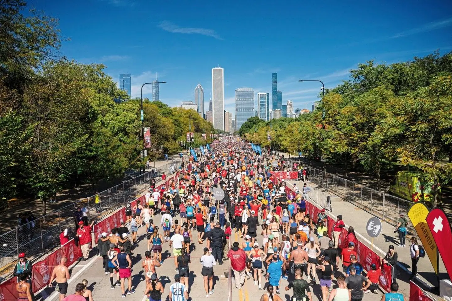The Congress Plaza Hotel - inkl. 1 Startnummer Chicago Marathon PEOPLE