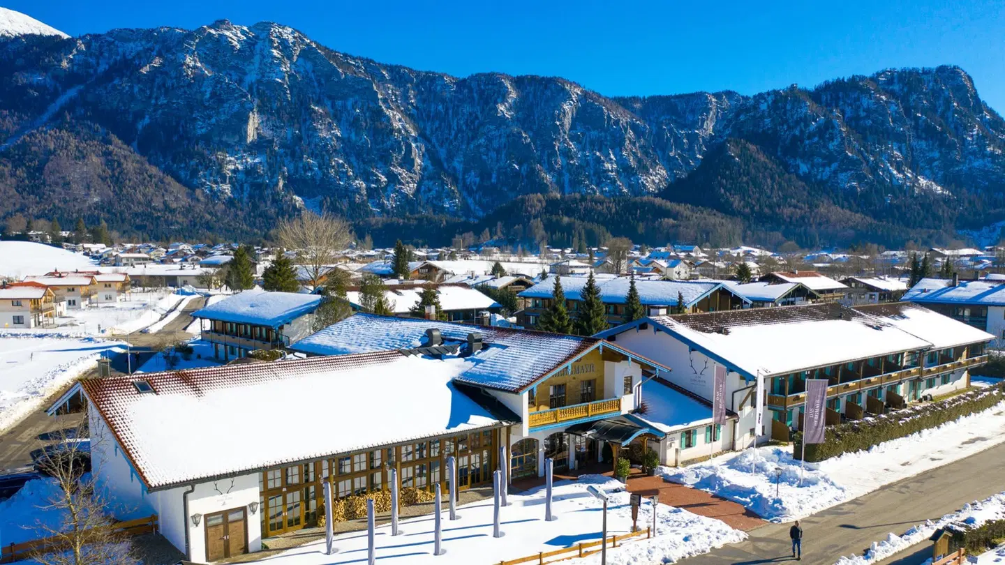 Das Bergmayr-Chiemgauer Alpenhotel OUTDOOR_POOL