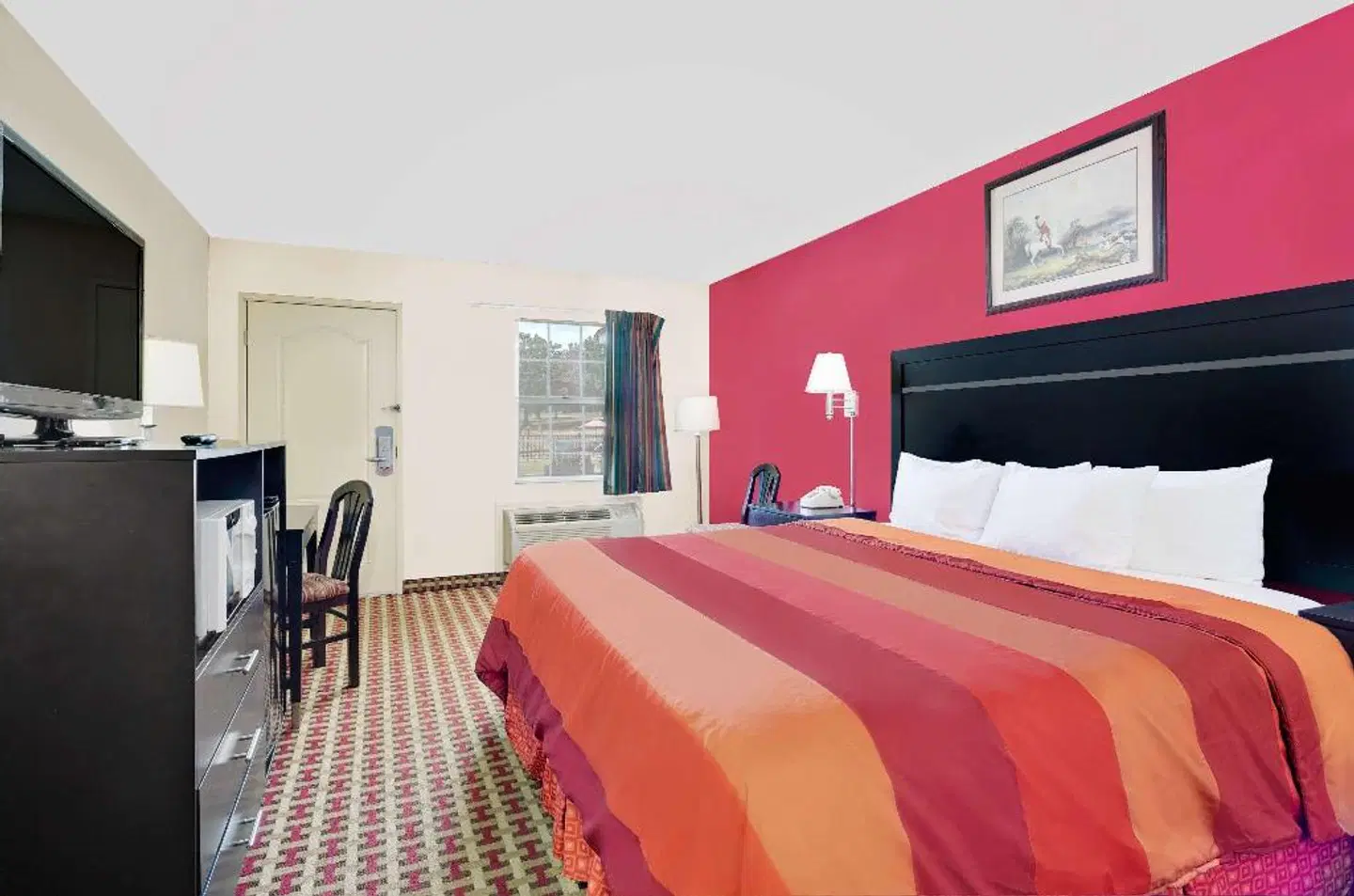 Days Inn by Wyndham Savannah ROOM_EXAMPLE