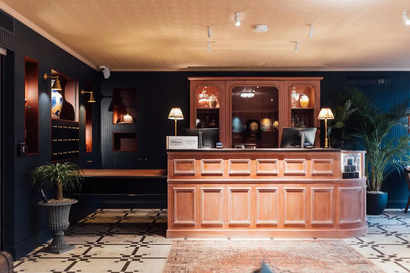 Marcus Hotel Portrush, Tapestry Collection By Hilton LOUNGE_LOBBY