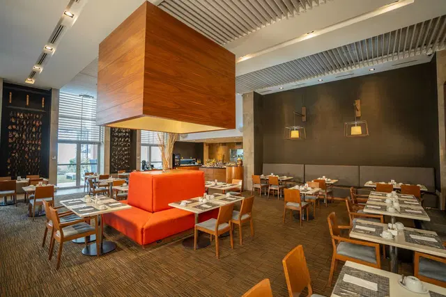 Hilton Garden Inn Santiago Airport Restaurant